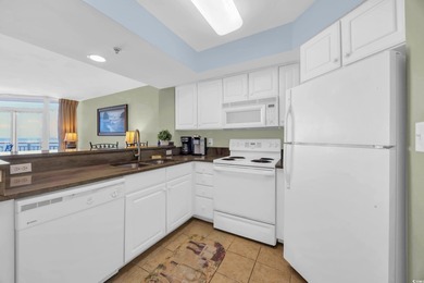 Beautiful 1br 1ba with an amazing view all the way down the