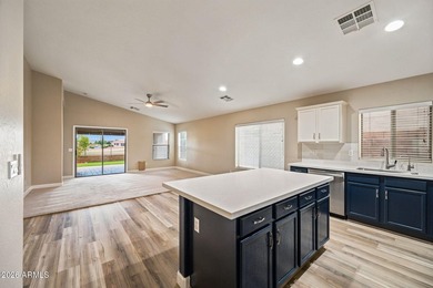 Beautiful single family home 4 bed 2 bath is a must see, located - photo 5