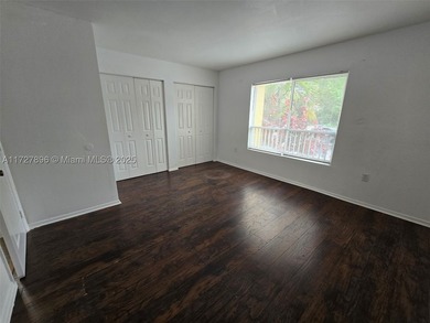 AMAZING APARTMENT, LAMINATE FLOORS, ONE BEDROOM, ONE BATHROOM - photo 9