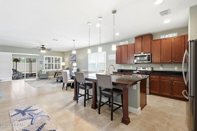 Welcome to 5515 Estero Loop in Port Orange, where thoughtful - photo 3
