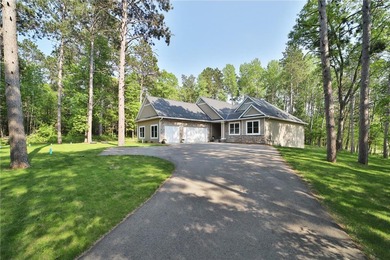 Lake Hubert Home For Sale in Nisswa Minnesota