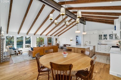 Nestled along a private stretch of the Willamette River, this - photo 14
