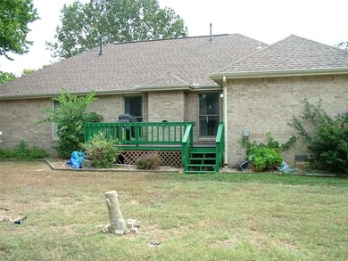 Beautiful 3 Bed/2 Bath corner Lot home in the highly desired