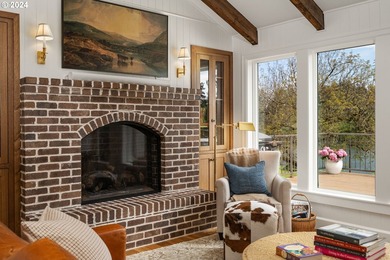 Nestled along a private stretch of the Willamette River, this - photo 16