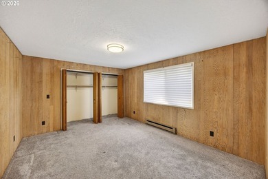 Large, tri-level home with views of the Siuslaw River, seasonal - photo 19
