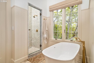 Nestled along a private stretch of the Willamette River, this - photo 26