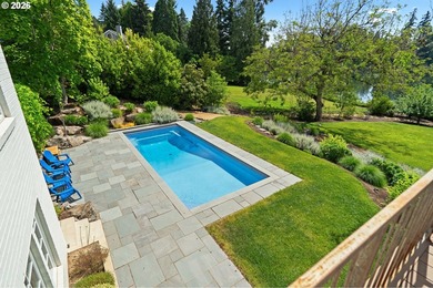 Nestled along a private stretch of the Willamette River, this - photo 37
