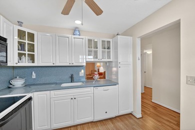 Village Royale on the Green Unit 4020: Enjoy top-floor privacy - photo 8