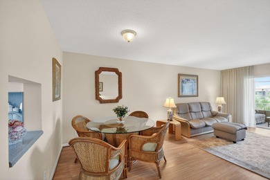 Village Royale on the Green Unit 4020: Enjoy top-floor privacy - photo 10