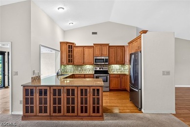 Welcome to your slice of Southwest Florida paradise at 13235 Oak - photo 3
