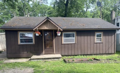 Lake Home Sale Pending in Hillsdale, Michigan