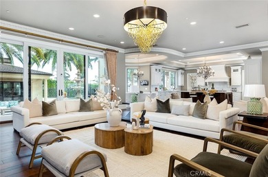 A Private Resort Estate in Arcadia's Prestigious Upper Rancho: A - photo 11