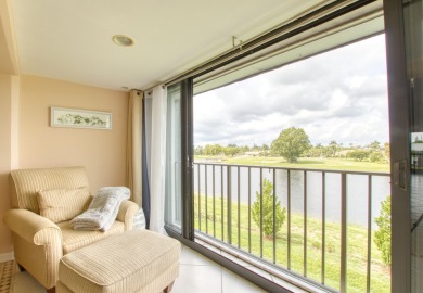 Lake Condo For Sale in Lake Worth, Florida