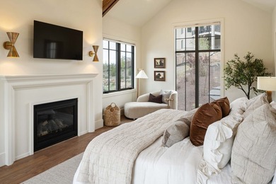 Incredible price improvement! New price includes fully furnished - photo 12