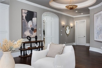 A Private Resort Estate in Arcadia's Prestigious Upper Rancho: A - photo 21