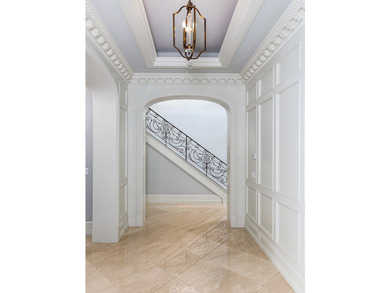 A Private Resort Estate in Arcadia's Prestigious Upper Rancho: A - photo 23