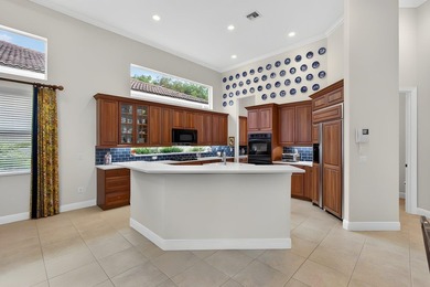 Beautiful 4-bedroom, 3 1/2-bath home located in the exclusive - photo 28