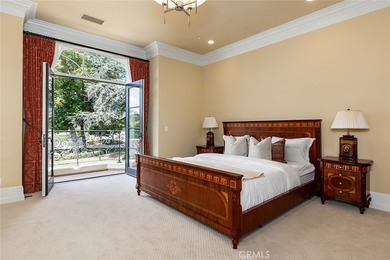 A Private Resort Estate in Arcadia's Prestigious Upper Rancho: A - photo 36