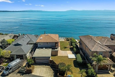 Wake up to panoramic ocean views spanning Monterey Bay at the - photo 37