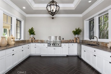 A Private Resort Estate in Arcadia's Prestigious Upper Rancho: A - photo 46