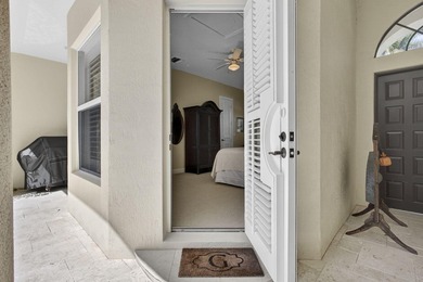 Beautiful 4-bedroom, 3 1/2-bath home located in the exclusive - photo 48