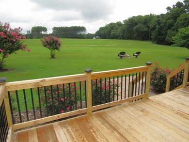 Beautiful traditional log-style home offering 2,700+ sqft on 2 - photo 48