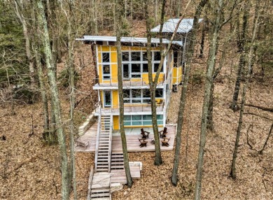Award winning property on 2.5 wooded acres with Lake Michigan acc - photo 2