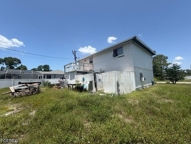 Investor Special! Great opportunity to restore this - photo 8