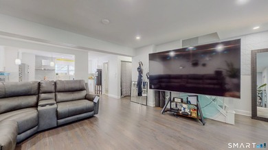 Beautifully updated 3-bedroom, 2-bath townhouse in the heart of - photo 11