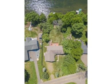 Phenomenal opportunity to own a polished lakehome on MilleLacs - photo 3