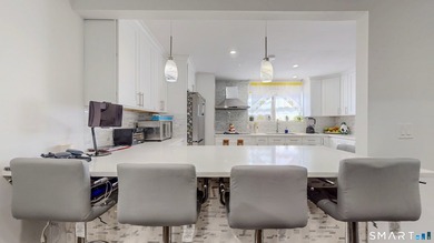 Beautifully updated 3-bedroom, 2-bath townhouse in the heart of - photo 14