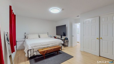 Beautifully updated 3-bedroom, 2-bath townhouse in the heart of - photo 25
