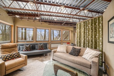 Award winning property on 2.5 wooded acres with Lake Michigan acc - photo 22