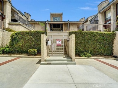 Welcome to Rose Terrace in Signal Hill! This spacious 2-bedroom - photo 1