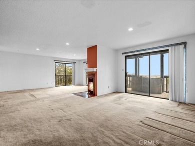 Welcome to Rose Terrace in Signal Hill! This spacious 2-bedroom - photo 4