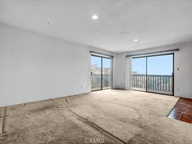 Welcome to Rose Terrace in Signal Hill! This spacious 2-bedroom - photo 5