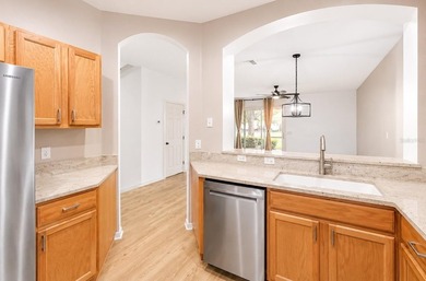 An Exquisite Turnkey Retreat in the Heart of Citrus Hills! Step - photo 8