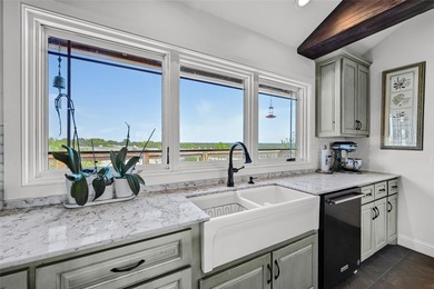 Experience the best of luxury country living on this exceptional - photo 16