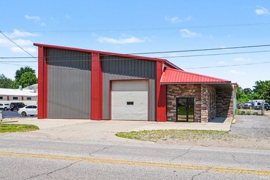 One of the most beautiful commercial property in Elkhart - photo 3