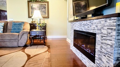 Welcome to this exceptional Dunwoody Way home in Del Webb Sun