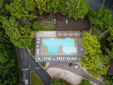 Beautifully Updated, TOP FLOOR, fully furnished 2-Bedroom