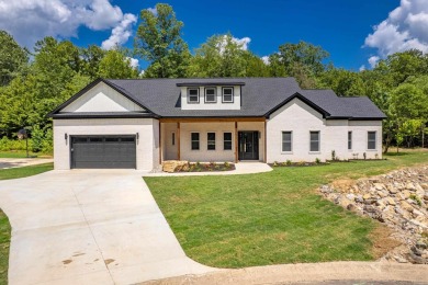 Lake Home For Sale in Hot Springs National Park, Arkansas