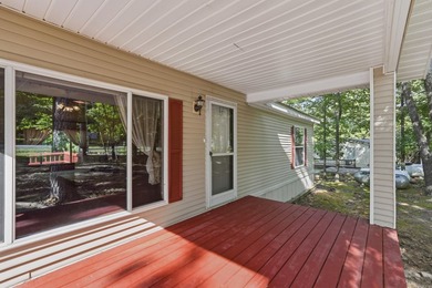 Bring your vision to this Greers Ferry Lake home on the - photo 4