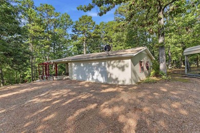 Bring your vision to this Greers Ferry Lake home on the - photo 6