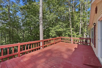 Bring your vision to this Greers Ferry Lake home on the - photo 10