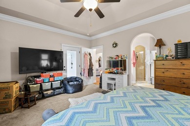Beautifully maintained home offering the perfect blend of - photo 20