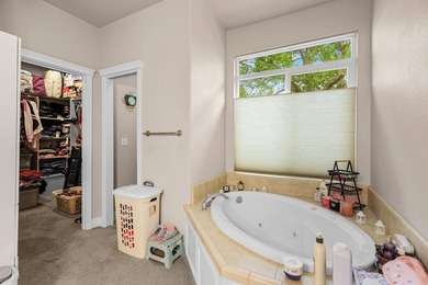 Beautifully maintained home offering the perfect blend of - photo 22