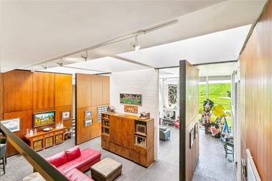 Architecturally significant Lake Vista home on desirable Swan - photo 26