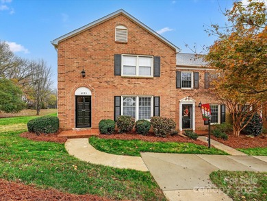 (private lake, pond, coastal) Townhome/Townhouse Active Under Contract in Charlotte North Carolina