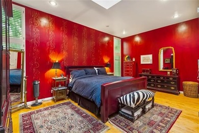 Architecturally significant Lake Vista home on desirable Swan - photo 34